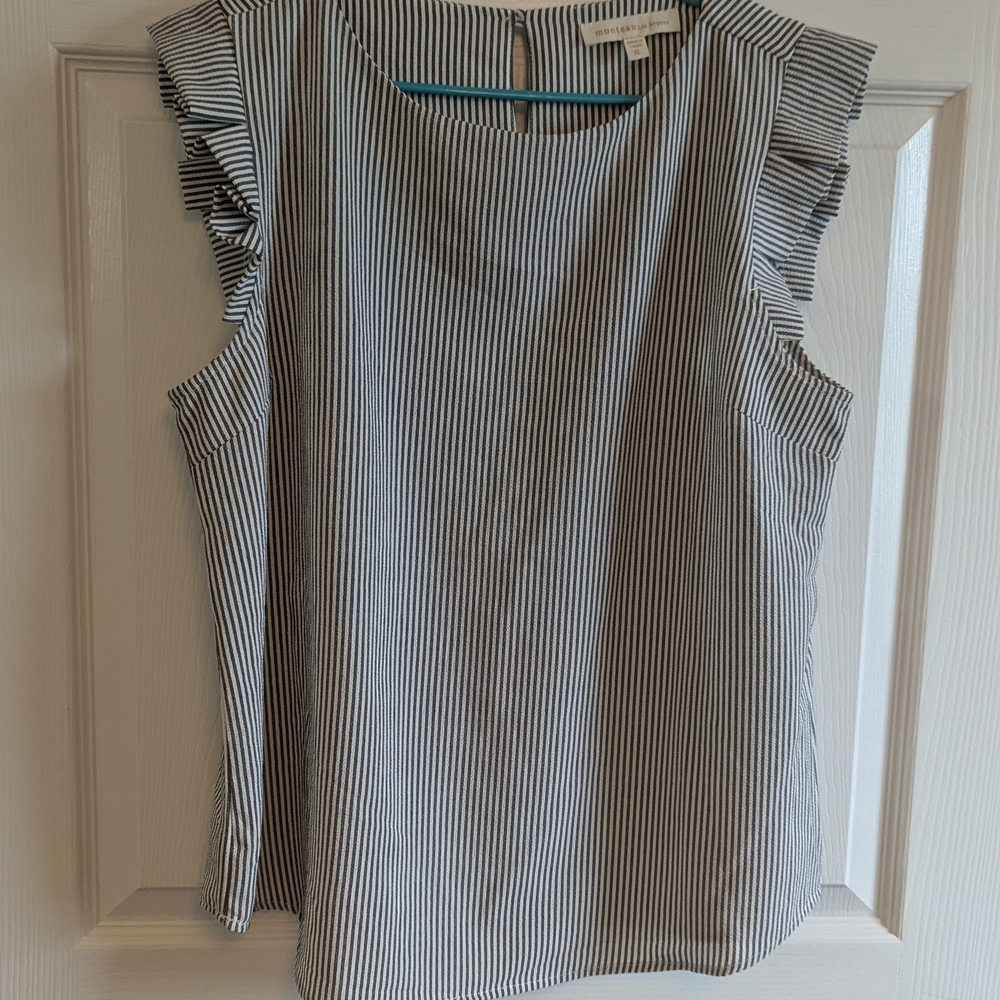 Gray Ruffled Boxy Blouse